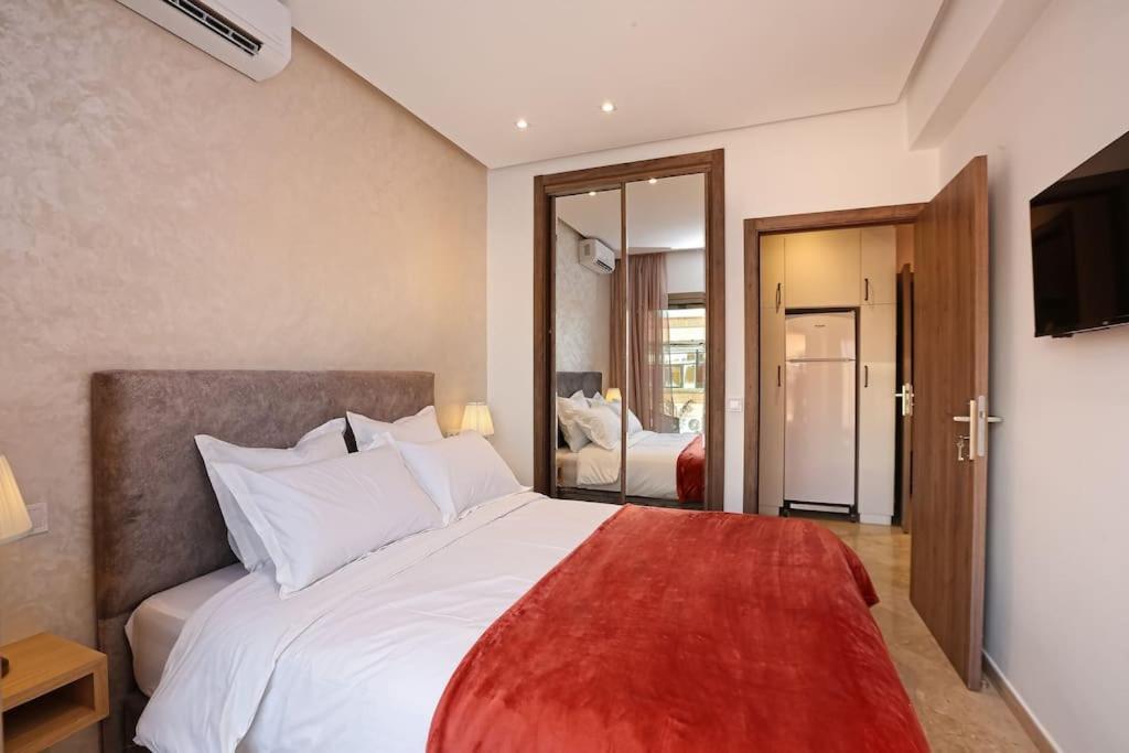Elegant And Brand New Appart In Hypercenter Of Marrakech Marraquexe Exterior foto